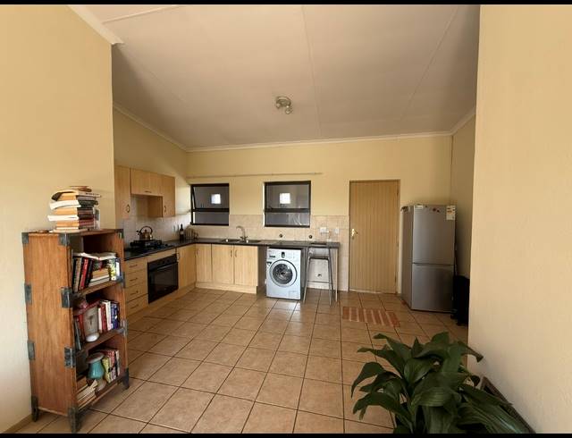 2 BEDROOM APARTMENT FOR SALE IN RYNFIELD